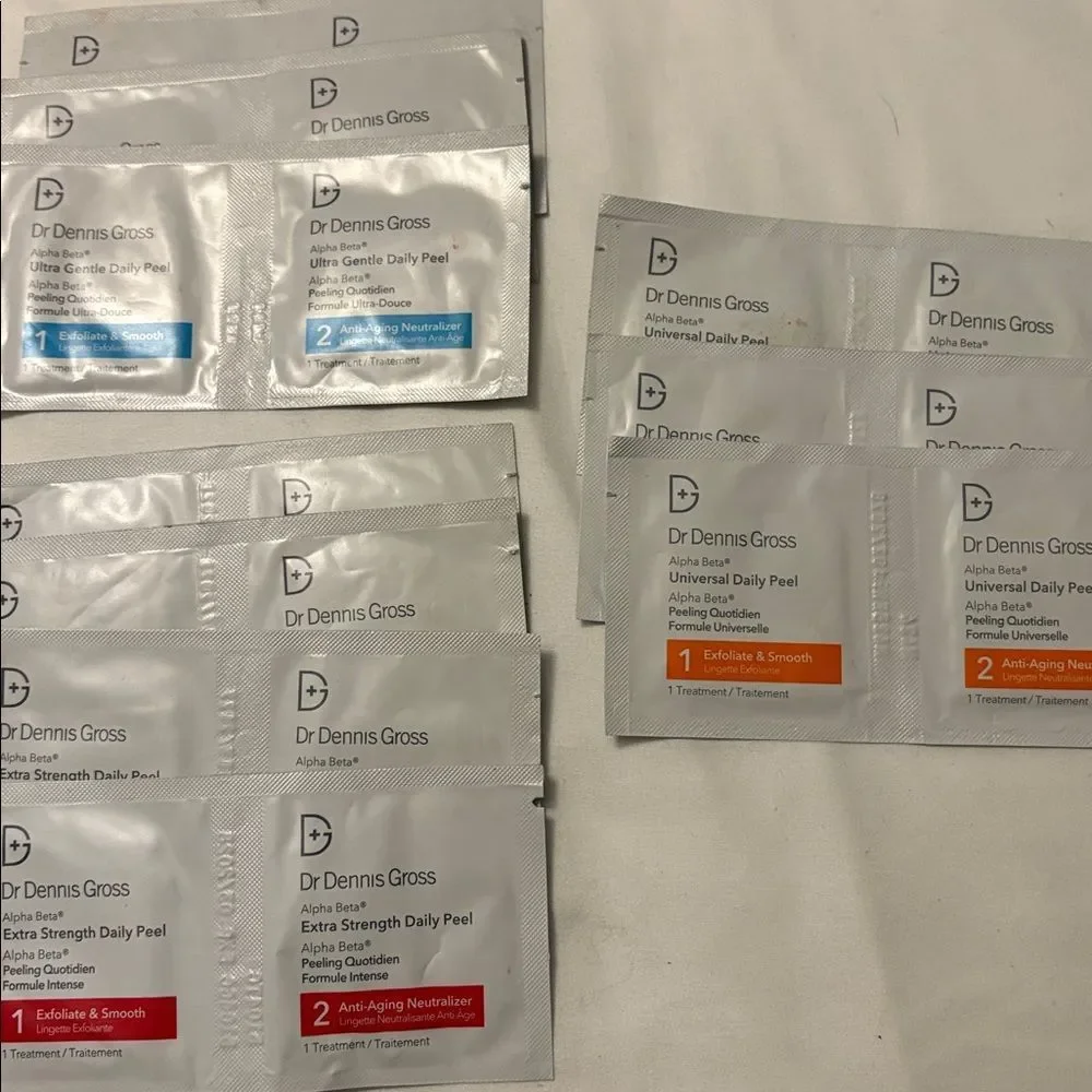 Dr Dennis Gross Alpha Beta Mixture Daily Peel Bundle  10 Treatments expire 2028